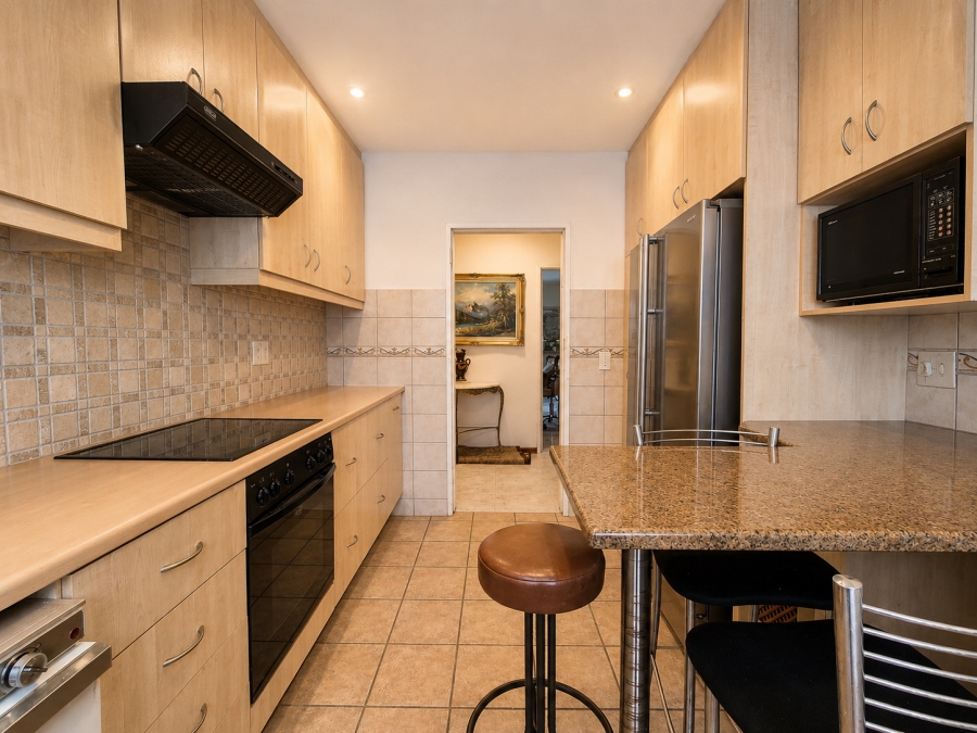 3 Bedroom Property for Sale in Wynberg Upper Western Cape